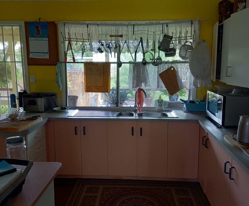 Furnished room in a share house