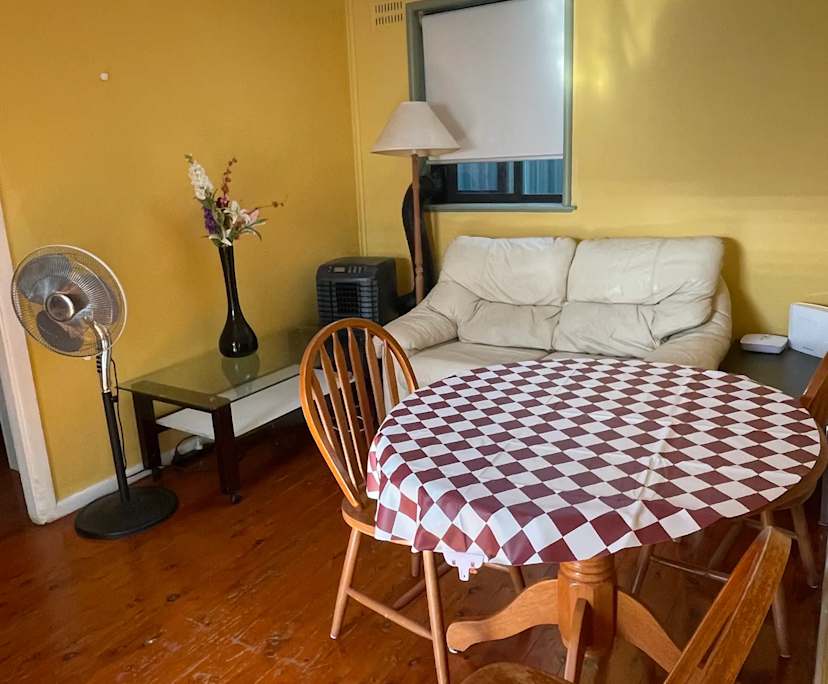 $550, Granny-flat, 1 bathroom, Bexley North NSW 2207