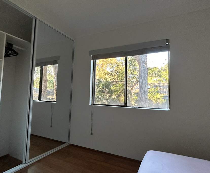 Room in a share house