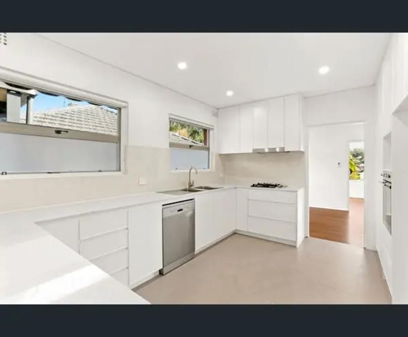 Room in a share house