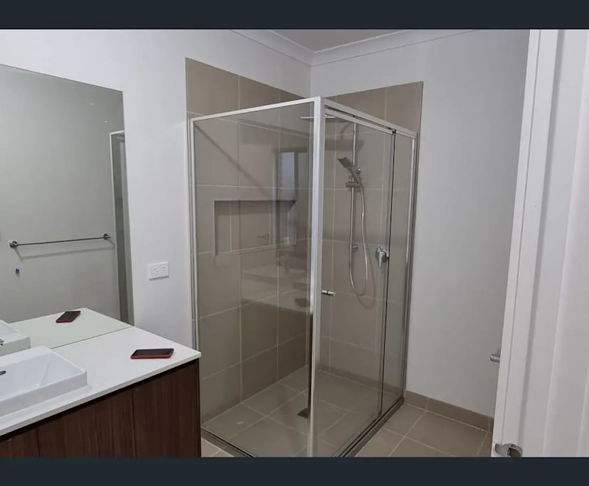 $350, Share-house, 2 rooms, Officer VIC 3809, Officer VIC 3809