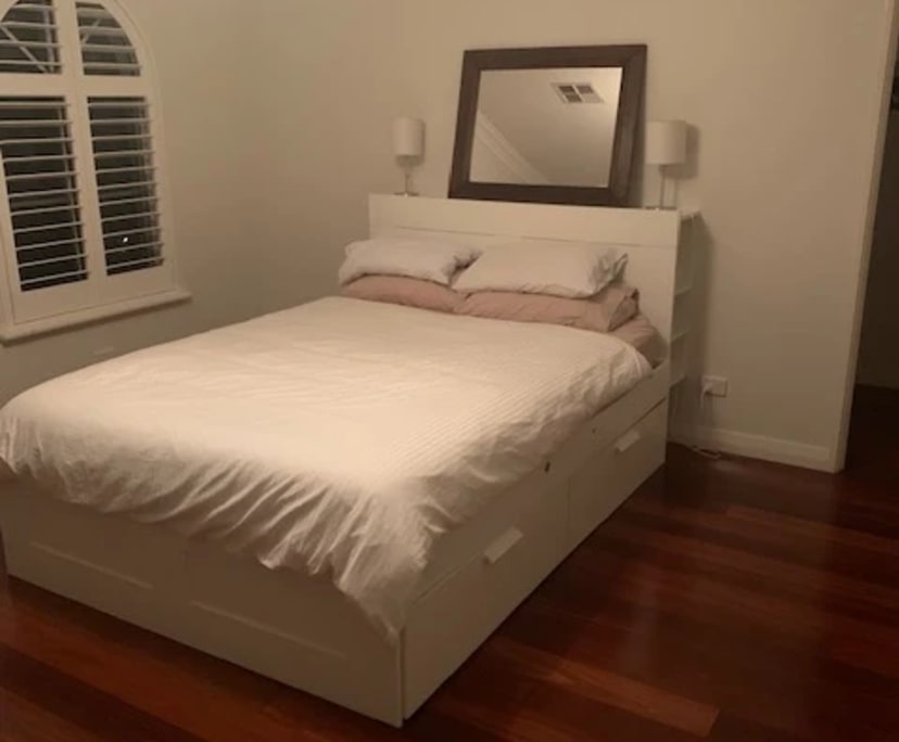 Furnished room in a share house