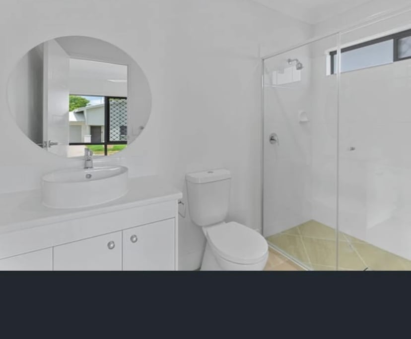 Room with ensuite in a flatshare
