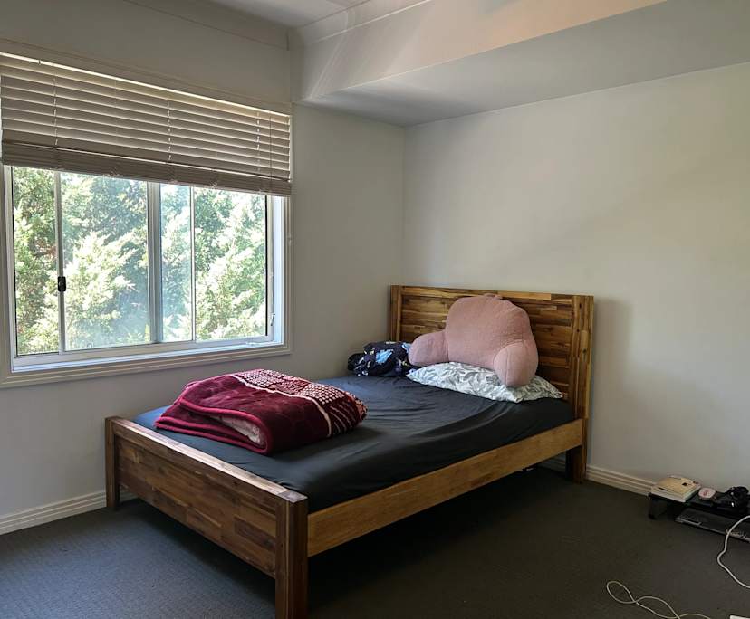 Room in a share house