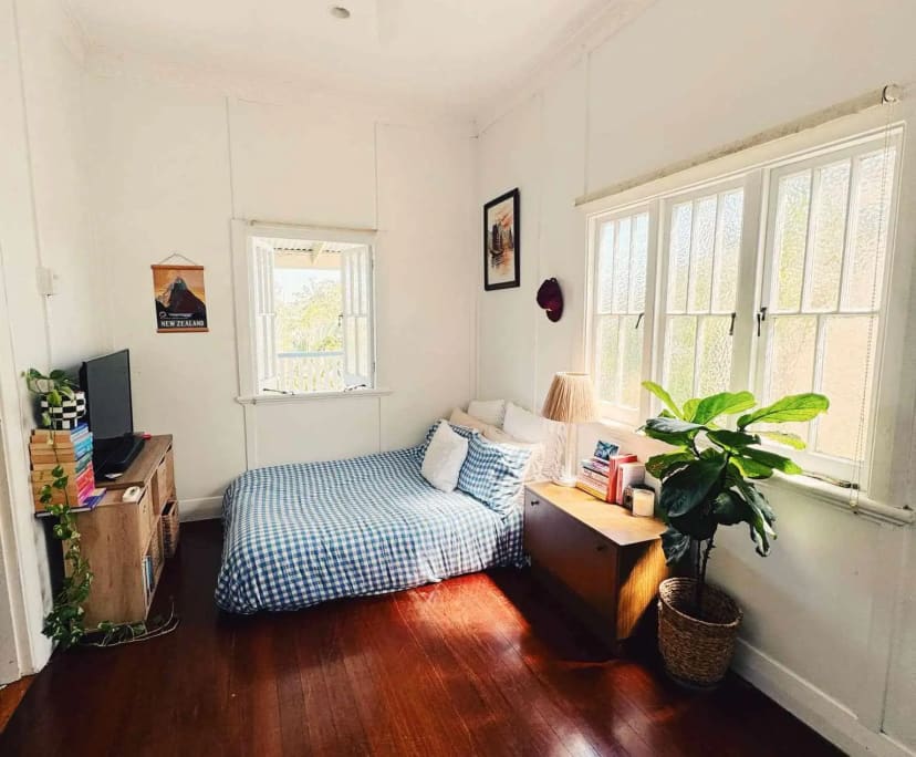 Unfurnished room in a share house