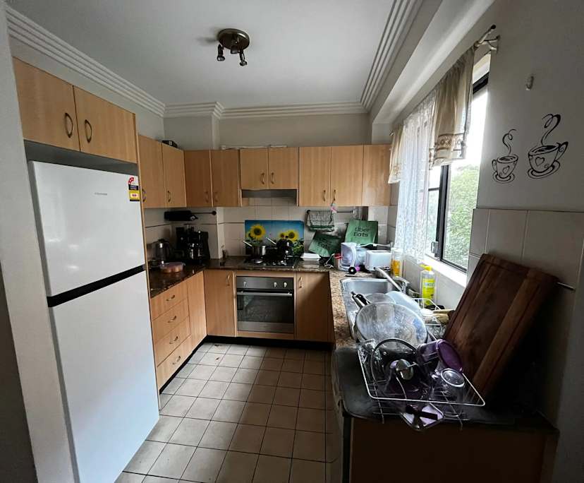 Furnished room with ensuite in a flatshare