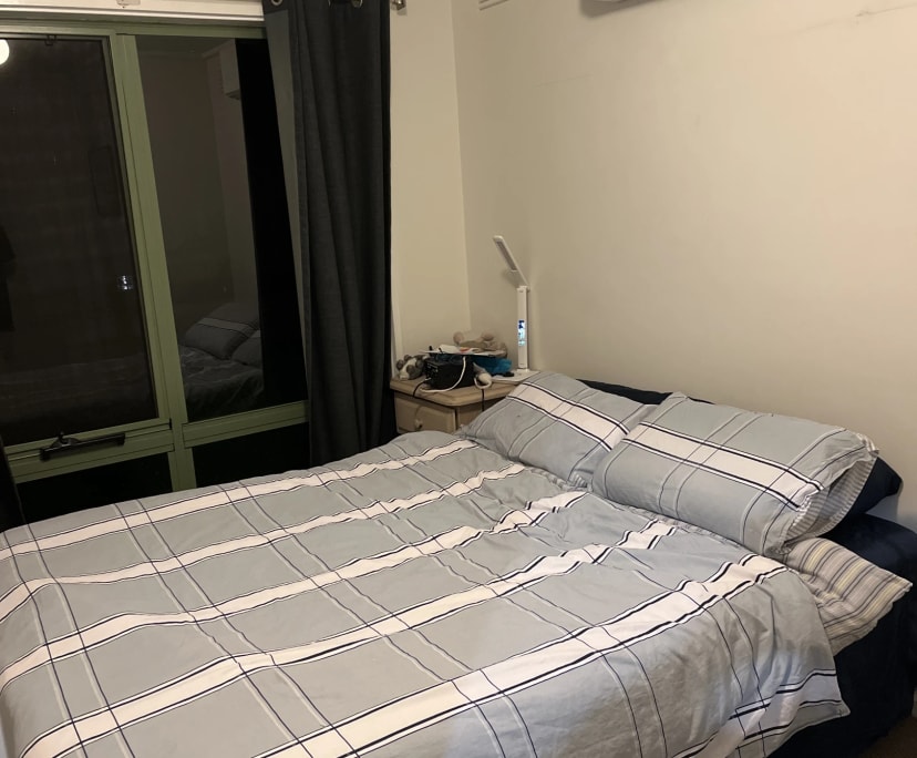 Furnished room in a flatshare