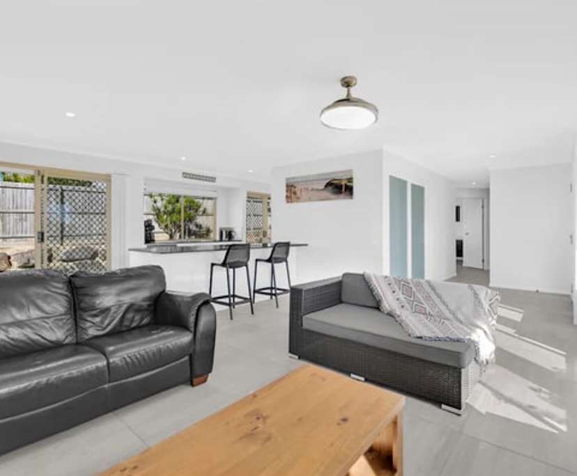 $260, Share-house, 3 bathrooms, Parkwood QLD 4214