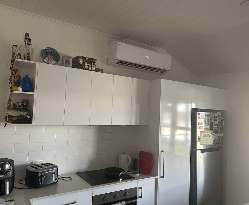 Unfurnished room in a share house