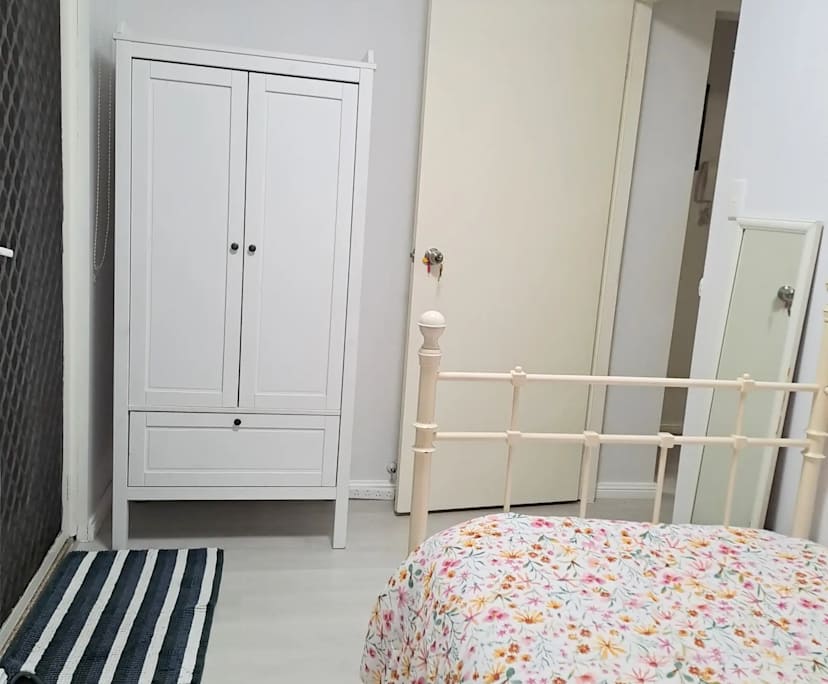 $235, Flatshare, 3 bathrooms, Summer Hill NSW 2130