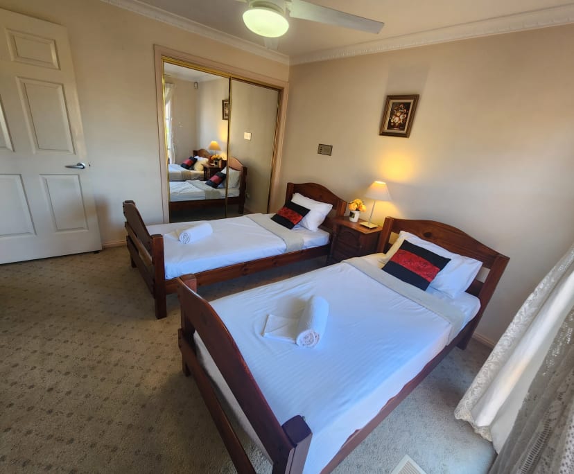 Whole property with 2 rooms for rent