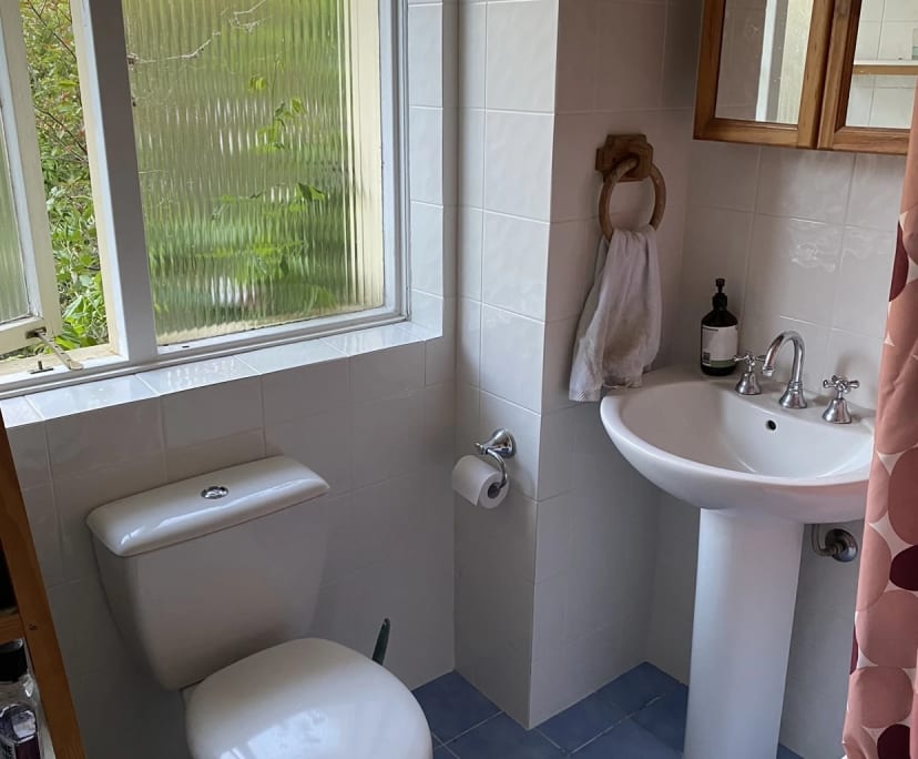 $205, Share-house, 3 bathrooms, Lyneham ACT 2602