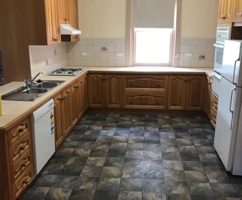 $220, Share-house, 5 bathrooms, Caulfield VIC 3162