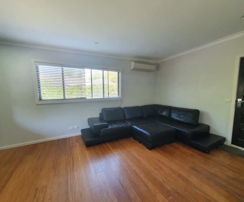 $400, 1-bed, 1 bathroom, Red Hill ACT 2603