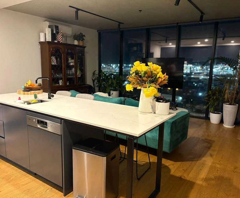 Furnished room with own bathroom