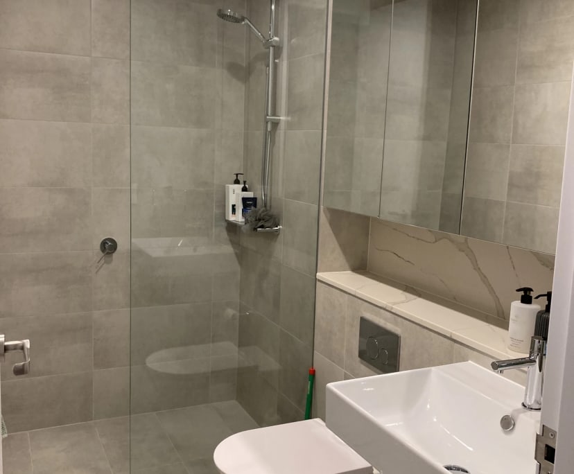 $500, Flatshare, 2 bathrooms, St Leonards NSW 2065