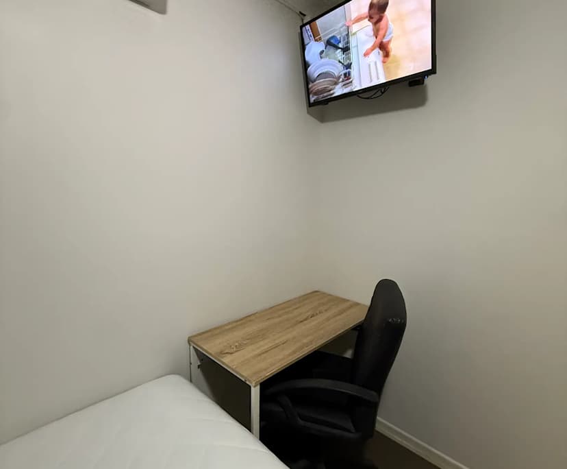 $300-400, Flatshare, 2 rooms, Coopers Plains QLD 4108, Coopers Plains QLD 4108