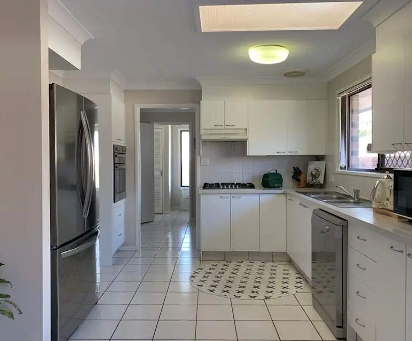 $380, Share-house, 2 rooms, Mermaid Waters QLD 4218, Mermaid Waters QLD 4218