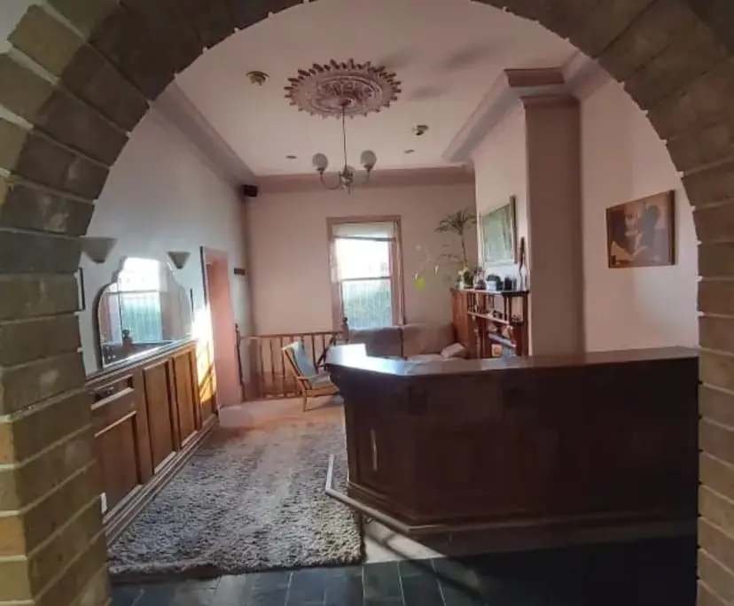 Room in a share house