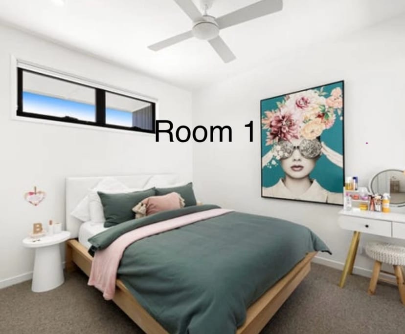 Room in a share house