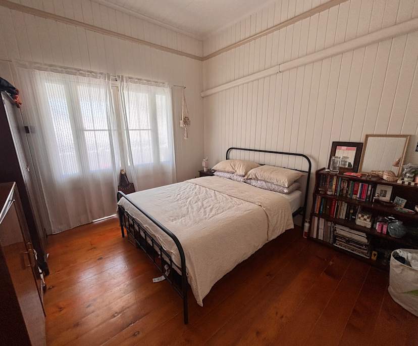 Unfurnished room in a share house