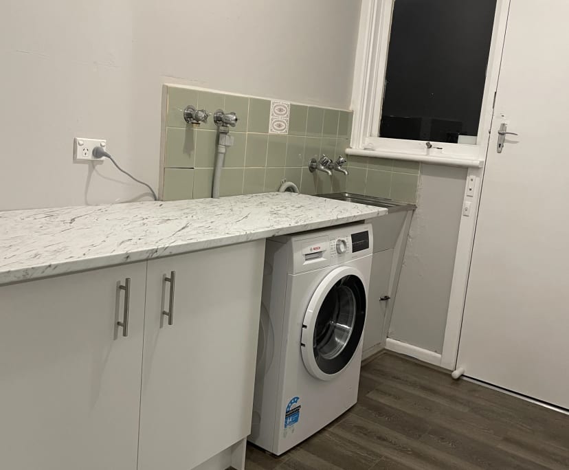 Room in a share house