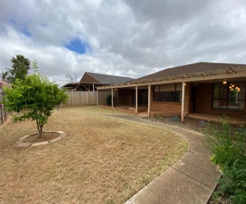 $230, Share-house, 3 bathrooms, Werribee VIC 3030