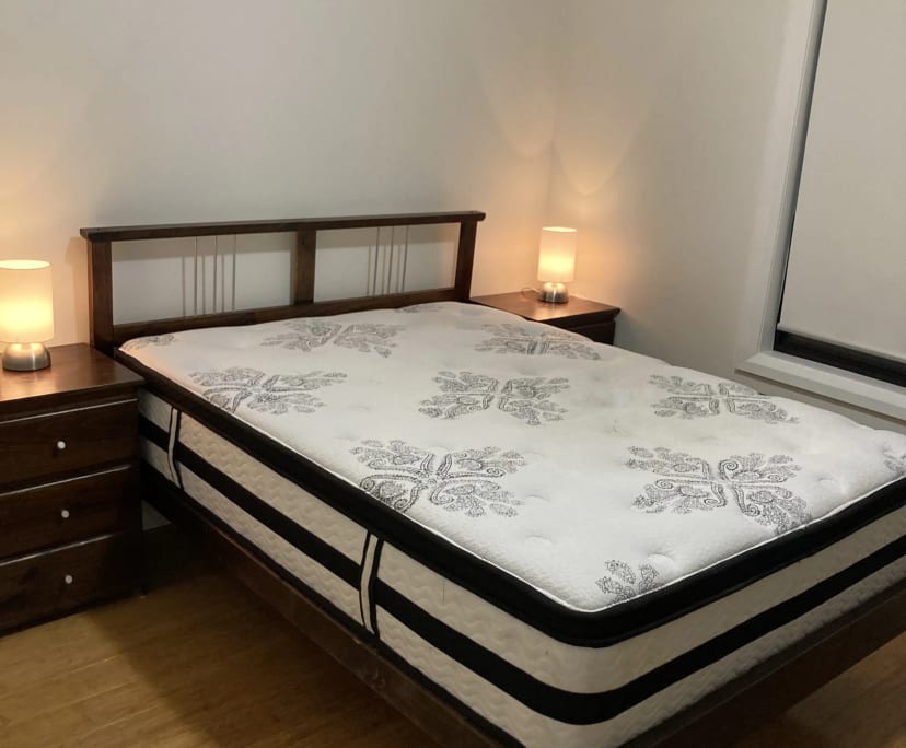 Furnished room in a flatshare