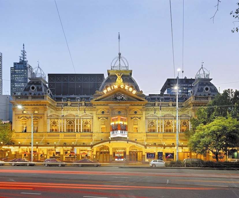 $695, 1-bed, 1 bathroom, Melbourne VIC 3000