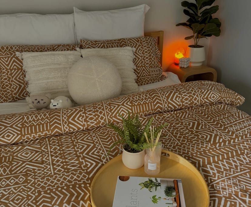 Furnished room with own bathroom