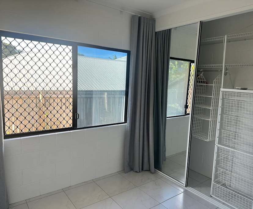 $240, Share-house, 3 bathrooms, Redlynch QLD 4870