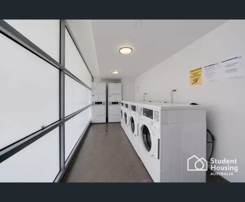 $570, Student-accommodation, 2 bathrooms, Clayton VIC 3168