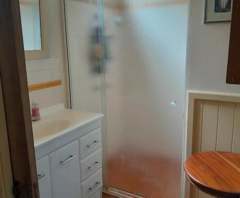 $350, Share-house, 3 bathrooms, Hamilton South NSW 2303