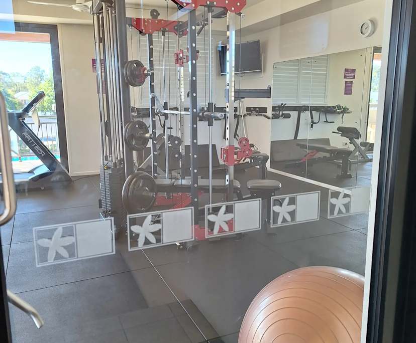 $350, Share-house, 3 bathrooms, Mount Ommaney QLD 4074