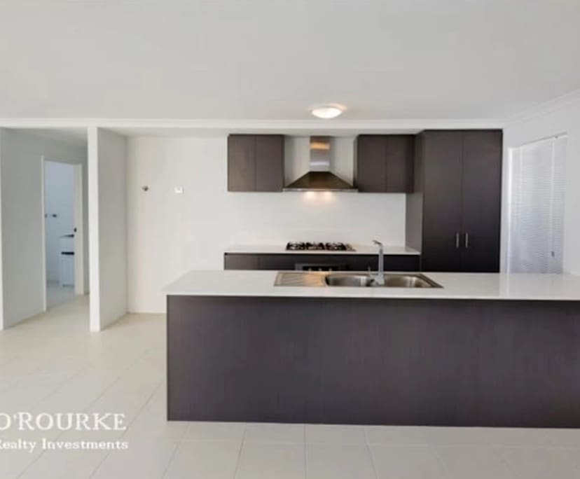 Unfurnished room in a share house