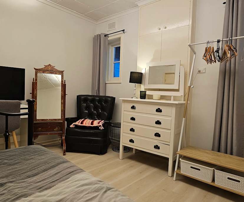 $250, Share-house, 3 bathrooms, Ivanhoe East VIC 3079