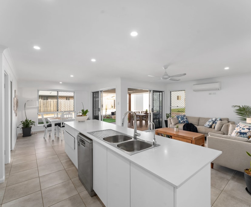 $300, Share-house, 2 bathrooms, Parkhurst QLD 4702