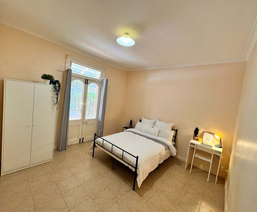 Furnished room in a share house