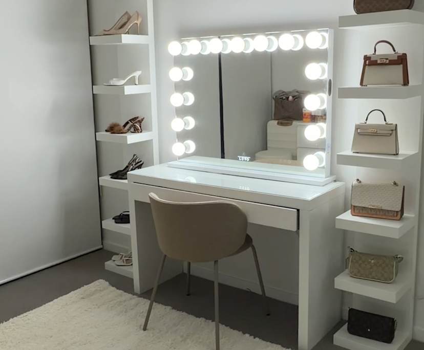 Unfurnished room with own bathroom