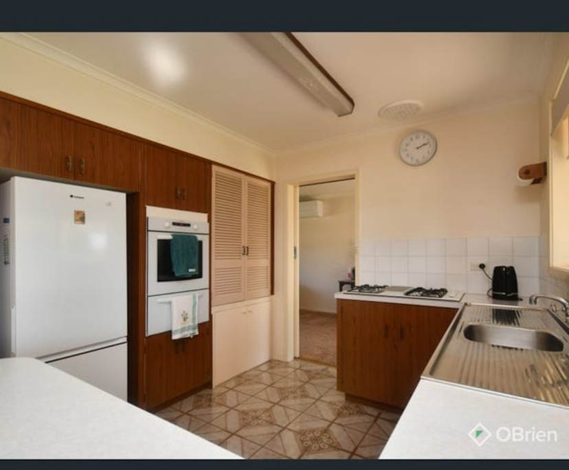 $250, Share-house, 3 bathrooms, Bairnsdale VIC 3875