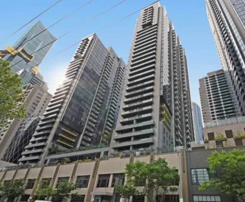 $825, 1-bed, 1 bathroom, Southbank VIC 3006