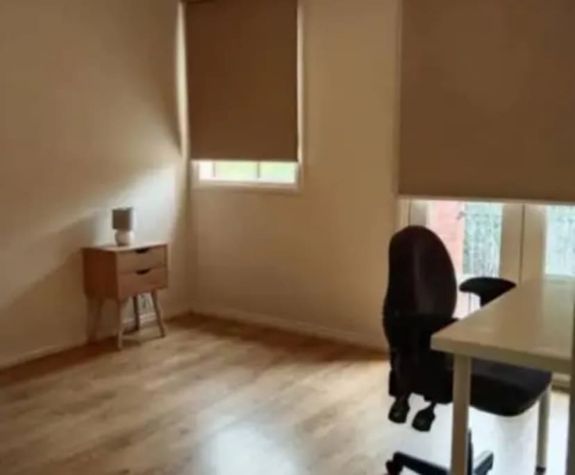 Furnished room in a share house