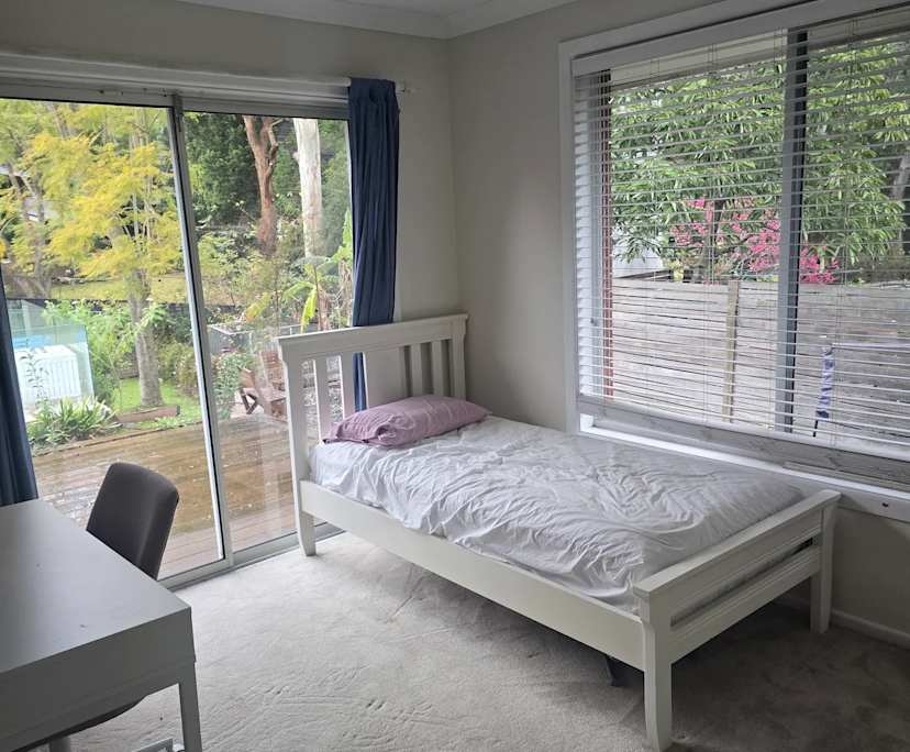 Furnished room in a share house