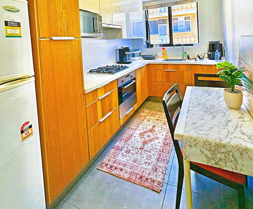 $330, Flatshare, 3 bathrooms, St Kilda VIC 3182