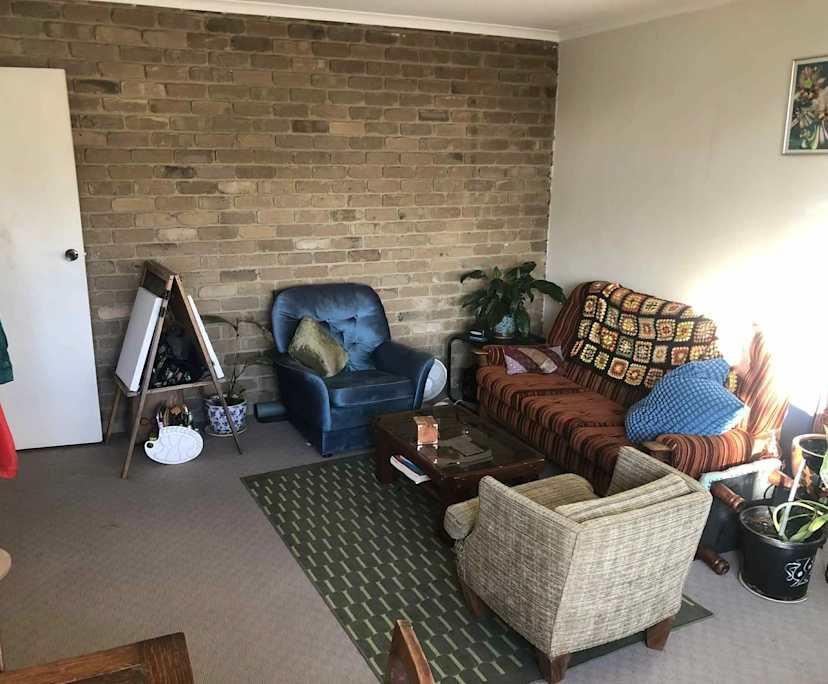 Unfurnished room in a flatshare