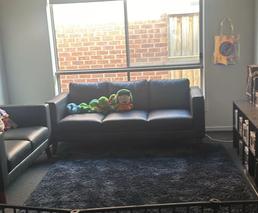 Unfurnished room with own bathroom