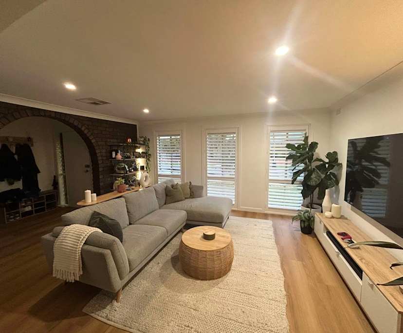Furnished room in a share house