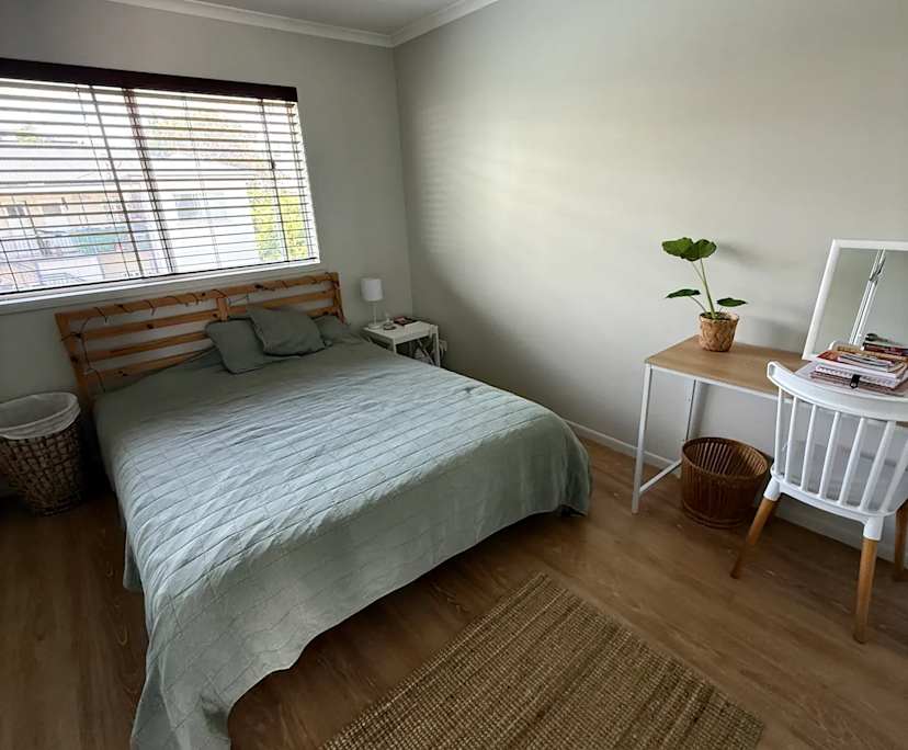 Furnished room with own bathroom