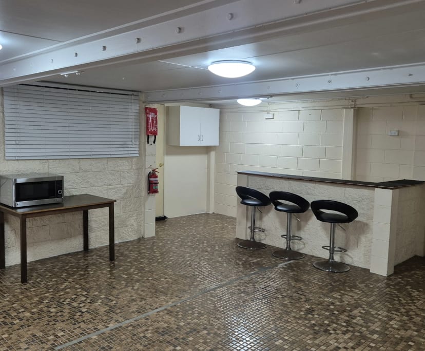 $200, Homestay, 1 bathroom, Kirwan QLD 4817