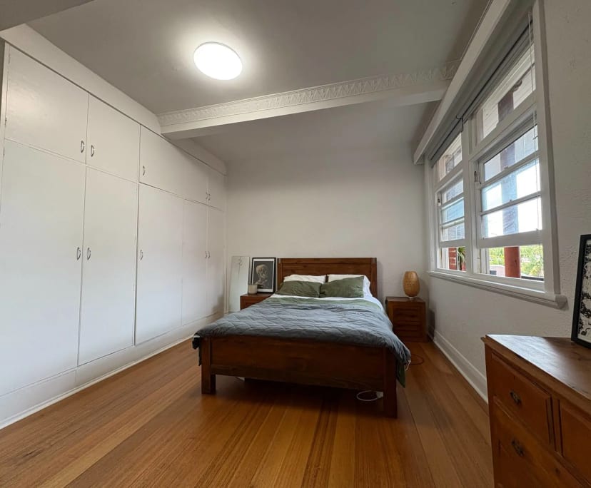 Unfurnished room in a flatshare
